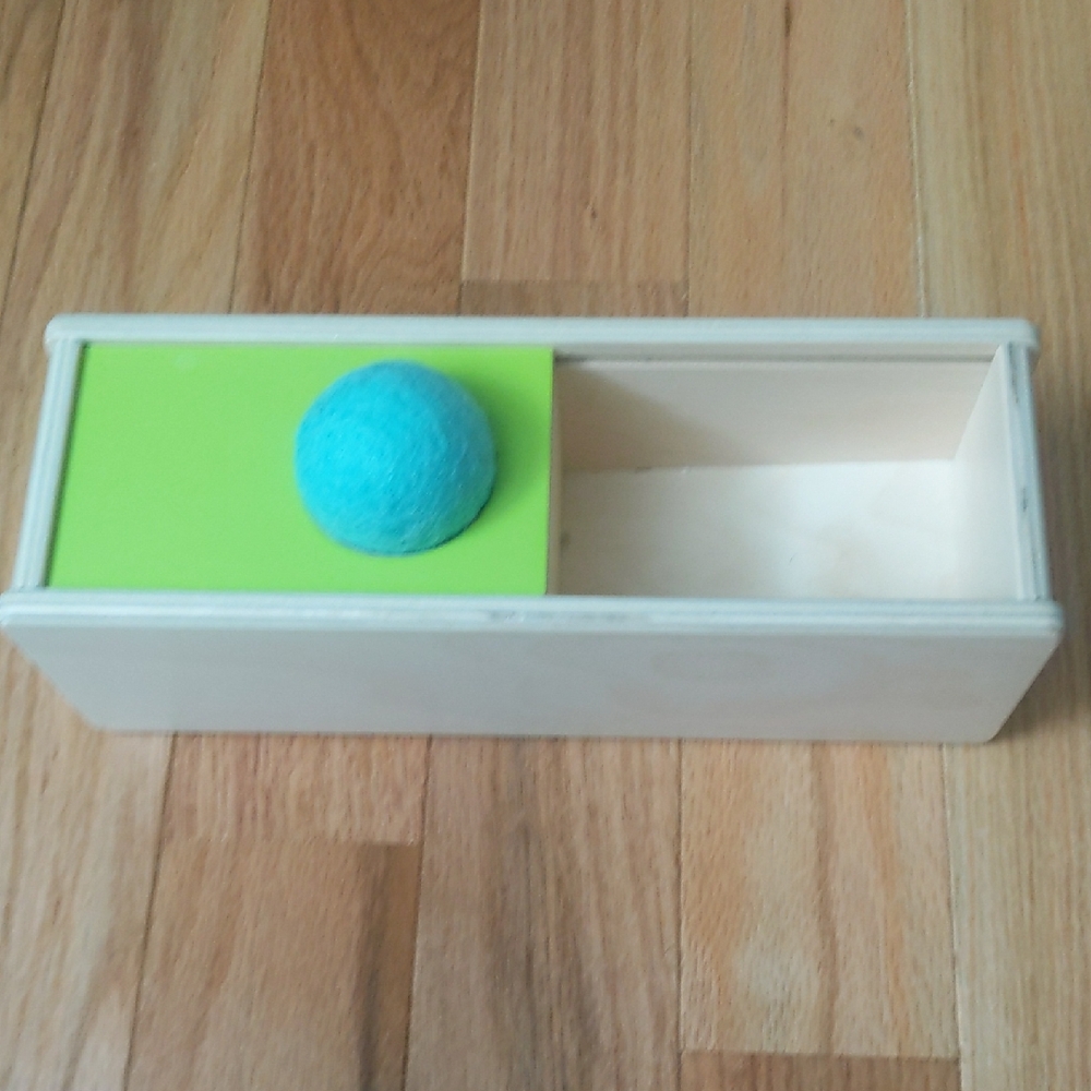 LOVEVERY sliding top box